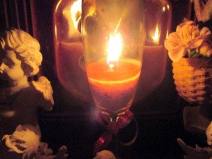 Pokračovanie farebnej nastrúhanej sviečky proces horenia - obrázok 5