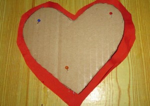 Valentínske srdiečka s ozdôbkou (fotopostup) - obrázok 3