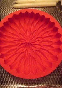 Ako si vyrobiť jednoduchú veľkú sviečku v tvare kvetu (fotopostup) - obrázok 5