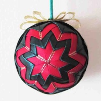 Vianočná guľa – falošný patchwork 