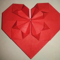 Origami valentínske srdce (fotopostup)