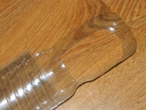 Závesný kvetináč z plastovej fľaše - obrázok 2