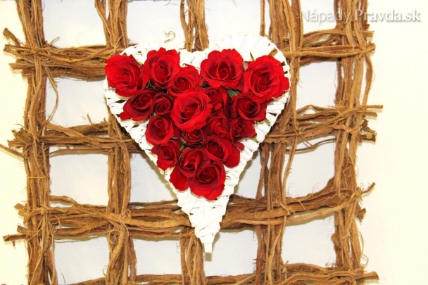 Valentínska dekorácia v tvare srdiečka (videopostup)